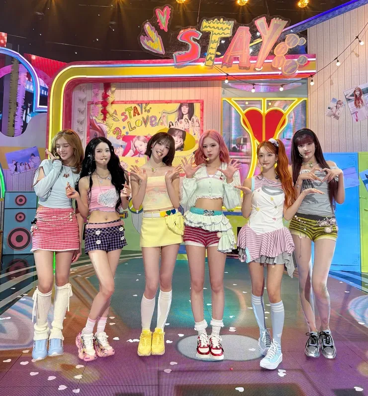 스테이씨 스포티 재생 누적 10억 돌파.tw