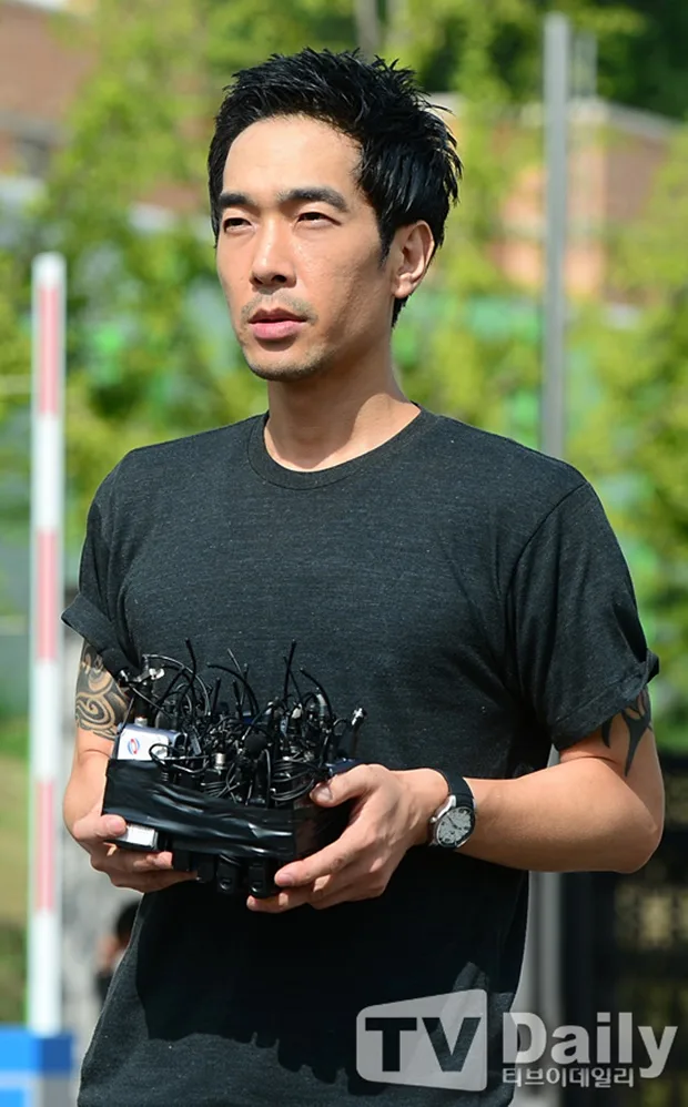'미성년 성폭행' 고영욱, 연예계 친일 논란에 "시대착오적인 솎아내기"