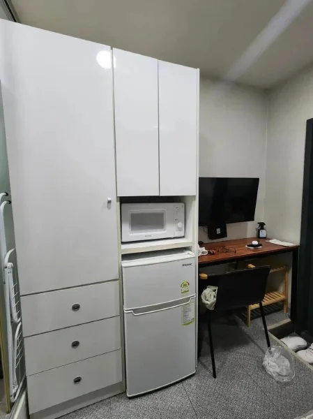 월 60만원 이라는 대치동 고시텔 내부.jpg