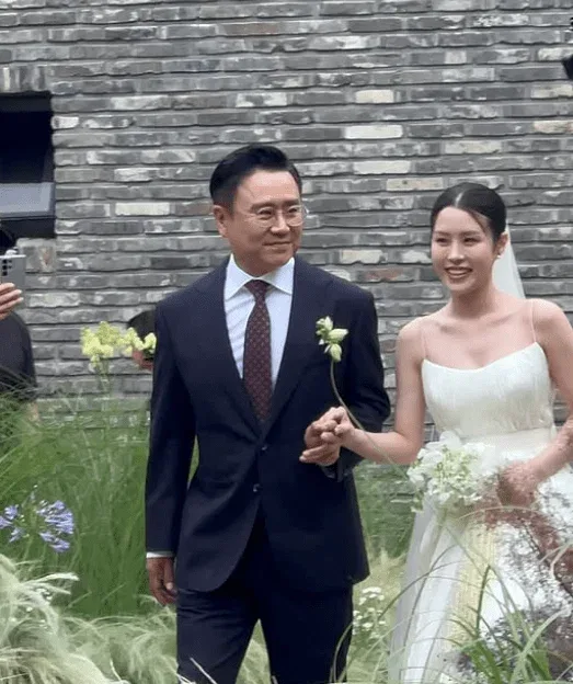 배우 이광기 딸 결혼사진