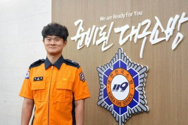 14층 아파트서 떨어진 7살 아이, 나무에 먼저 닿아 찰과상에 그쳐