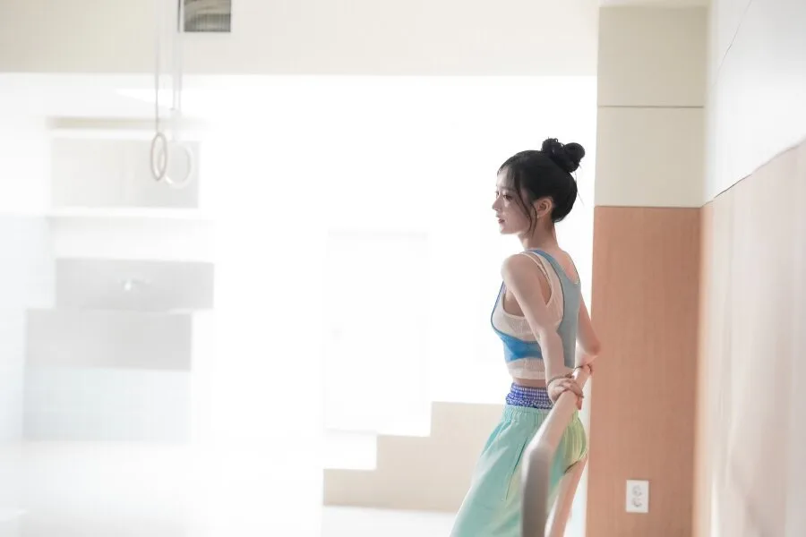 음방 무대에서 실수로 진짜 뽀뽀했던 아이돌 근황