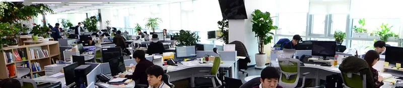 휴가중에 상사의 카톡을 받은 회사원