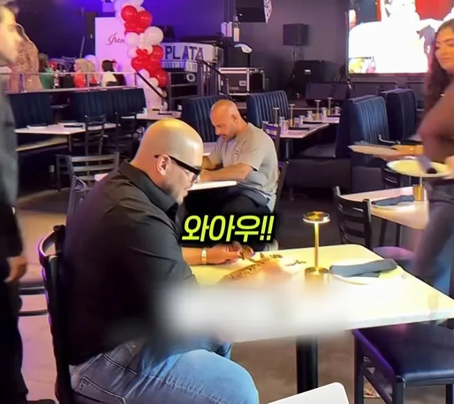 손님이 끊이지 않는 가게