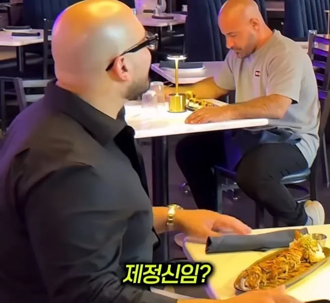 손님이 끊이지 않는 가게