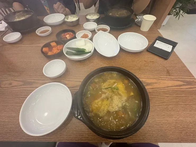 말복겸 상황버섯삼계탕 한그릇 하고 왔습니다