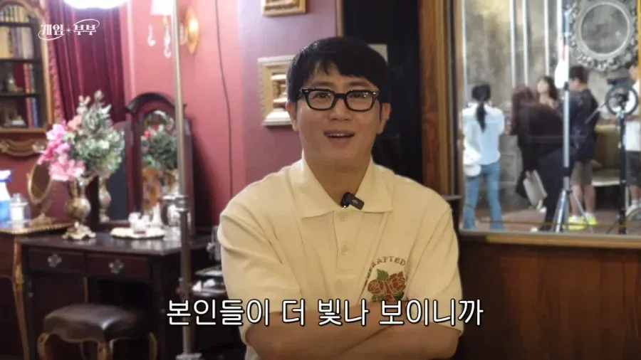 임요환 가족과 함께 가족사진 찍은 홍진호