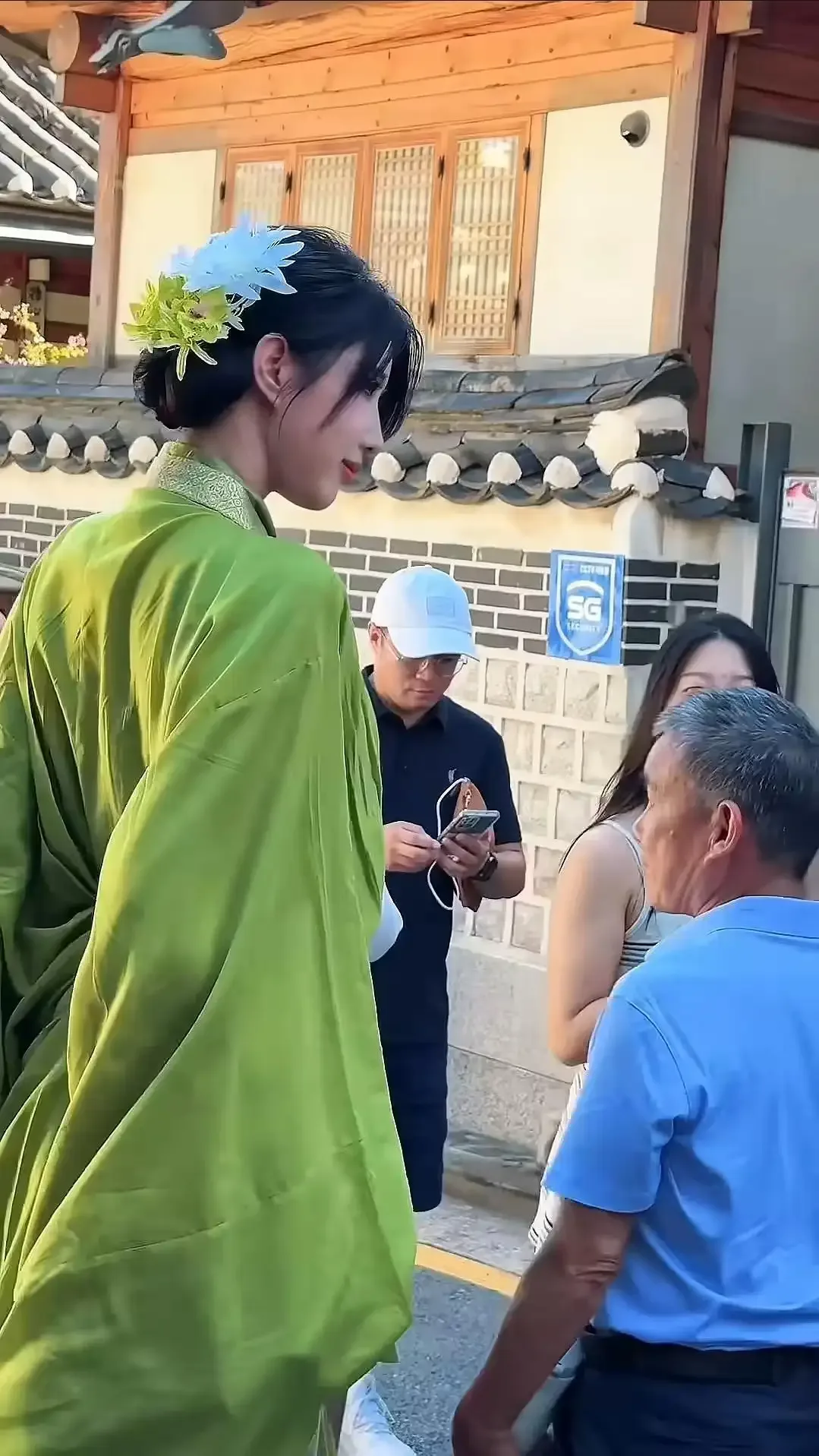 지하철에도 나타난 중국 8척 귀신