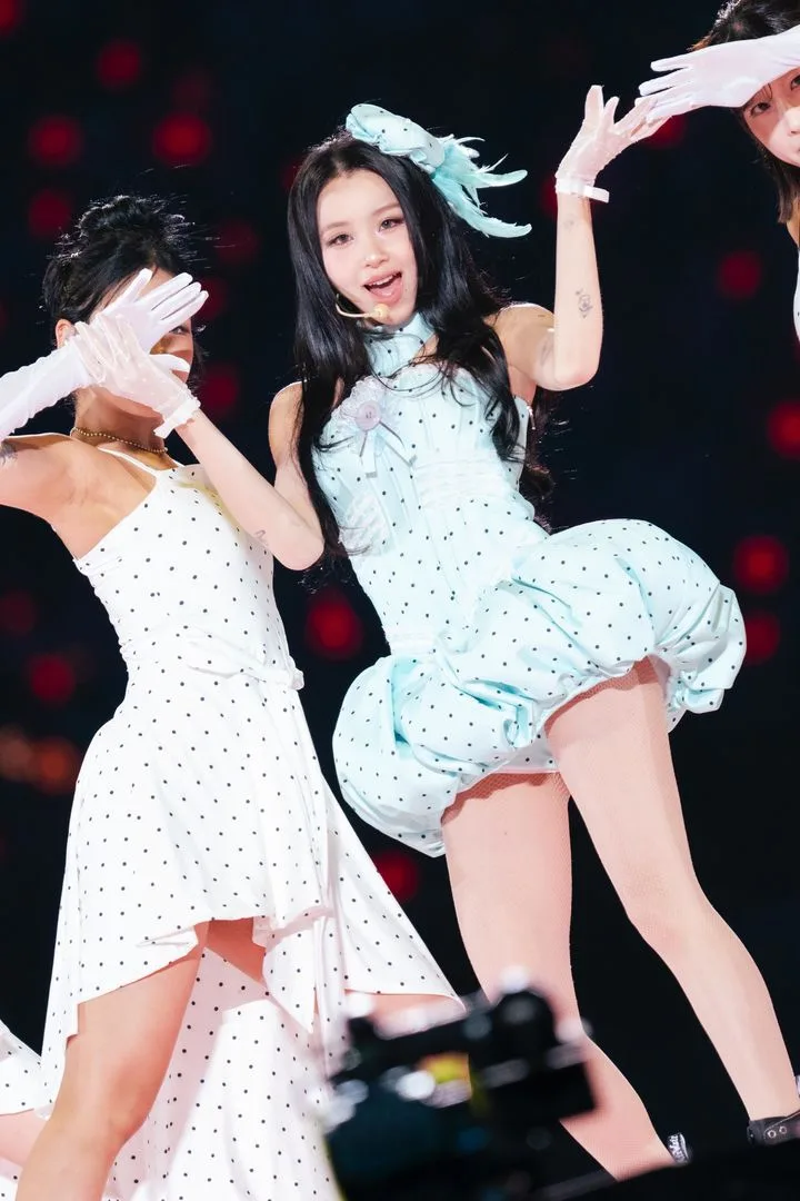 채영, JYP 떠나 '릴 판타지'로 홀로서기…"뿌리는 여전히 트와이스"