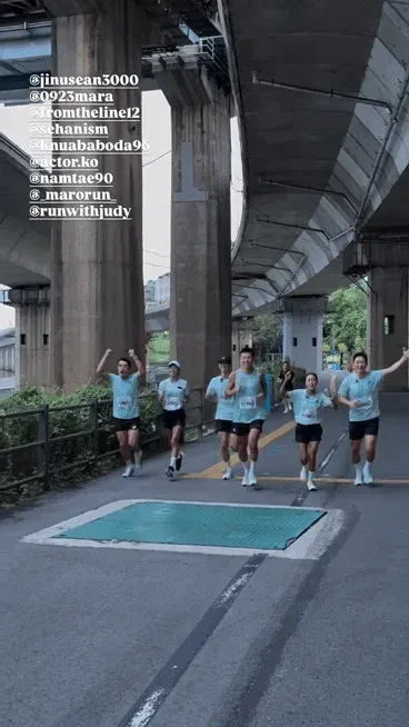 박보검 인스스 업뎃🇰🇷🇰🇷