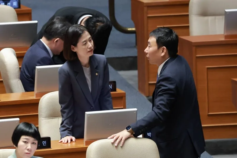 "경찰이 어떻게 암장합니까"라더니…박은정 예상 빗나갔나