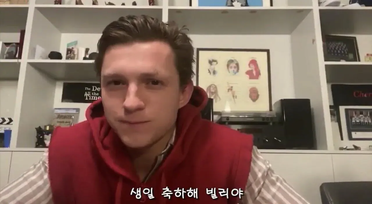 방구석에서 지미키멜 아들 생일 축하해주는 톰 홀랜드.jpg