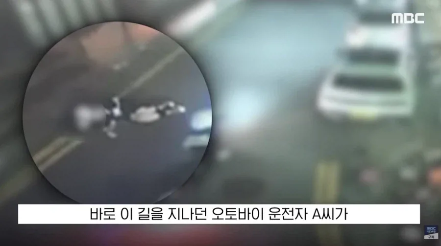 '야야 빨리 사복 갈아입어', 무심한 척 지나가더니..