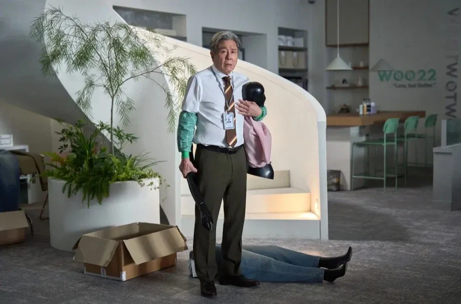 한국에서 리메이크 한 영화 인턴 최민식 스틸컷