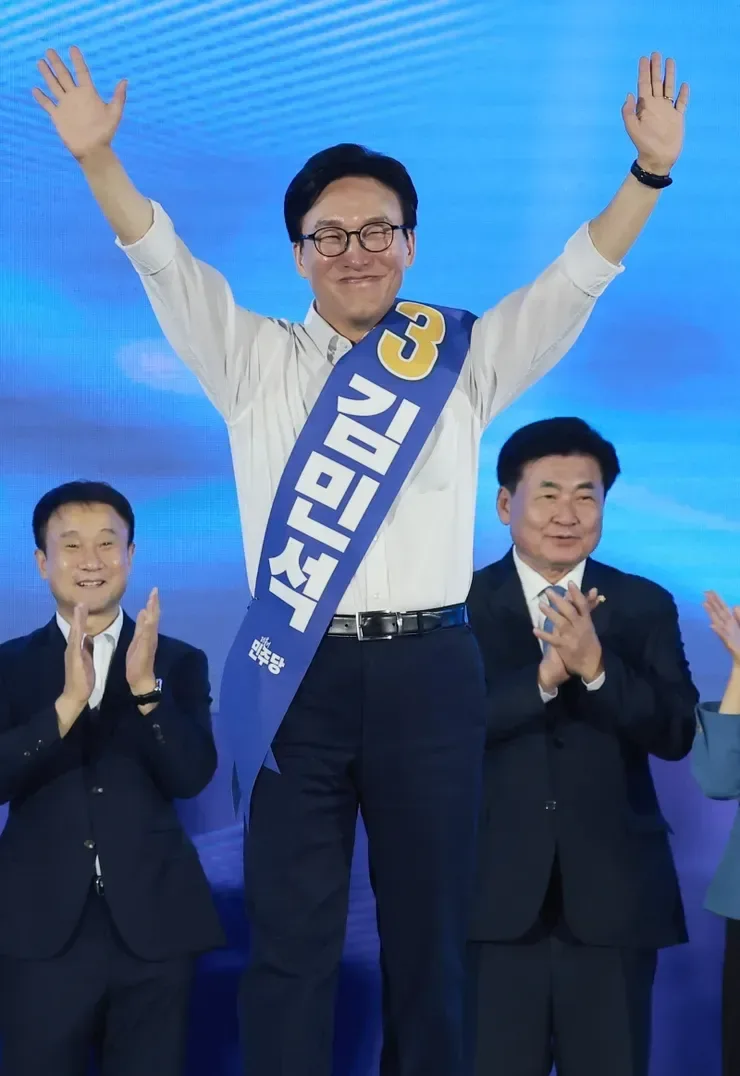 [속보]민주당 새 대표에 김민석 선출