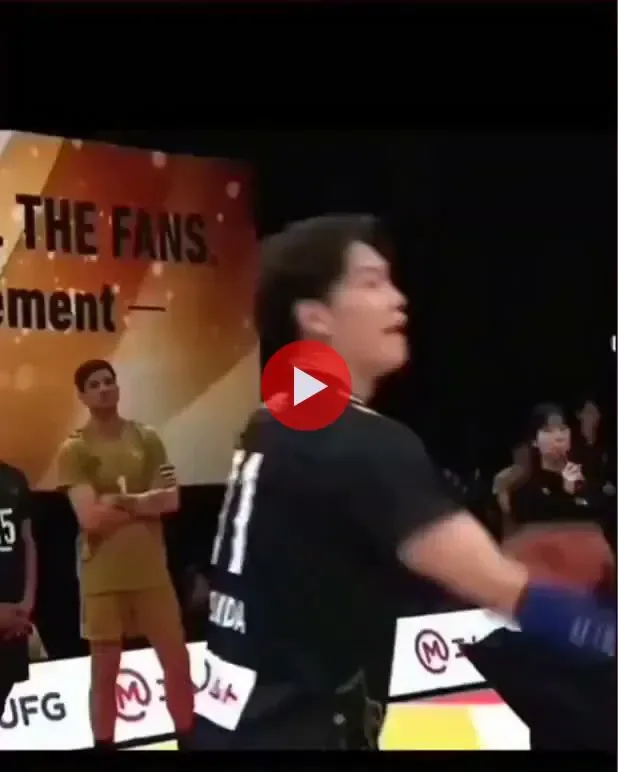 스포츠 역사상 최고의(?) 사과 장면