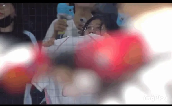어제자 낭만 미쳤다는 KBO 홈런 장면.gif