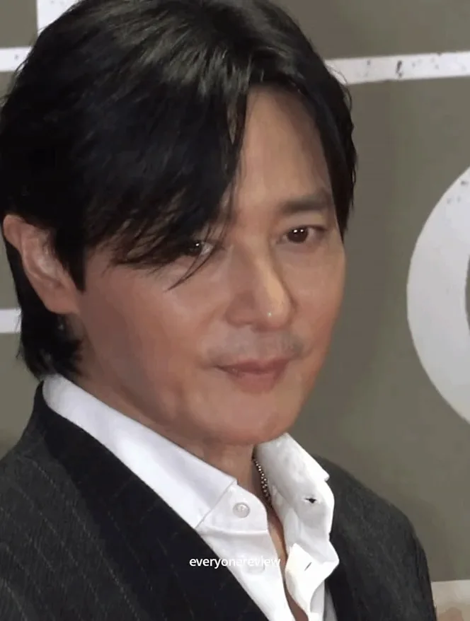 장동건 근황.jpg