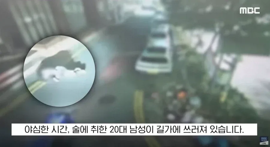 '야야 빨리 사복 갈아입어', 무심한 척 지나가더니..